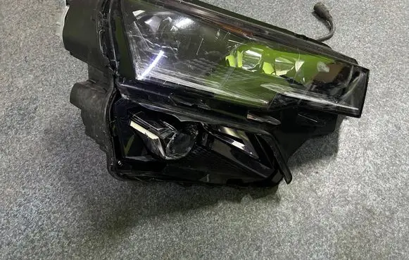Skoda Karoq Headlight/headlamp 57B941036B