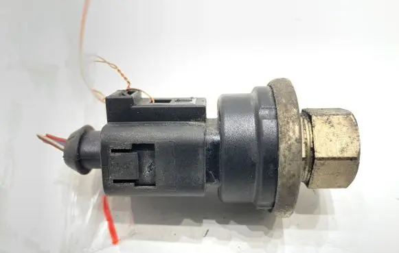 Audi A4 S4 B7 8E 8H Air conditioning (A/C) pressure sensor 8E0959126