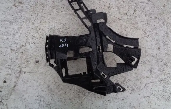 Mercedes-Benz S W222 Front bumper mounting bracket A2228850321