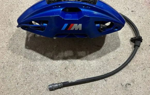 BMW 4 G22 G23 G24 G26 Front brake caliper