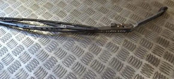 Chevrolet Alero Front wiper blade arm 24005205