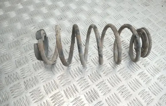 Mitsubishi Colt Rear coil spring