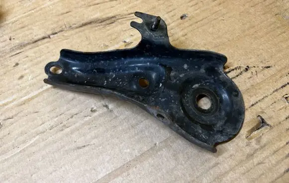 Toyota RAV 4 (XA50) Headlight/headlamp mounting bracket