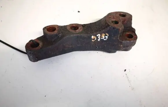 Honda Accord Engine mounting bracket