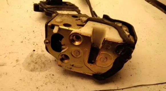 Mazda 6 Rear door lock A94A96R