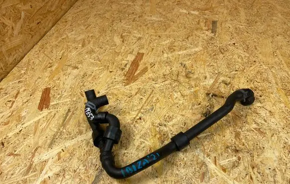 Audi A6 S6 C7 4G Engine coolant pipe/hose 2Q0122051BF