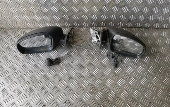 Skoda Roomster (5J) Manual wing mirror 5J1857502R