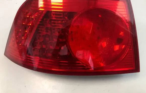 Volkswagen Phaeton Rear/tail lights 3D0945095D