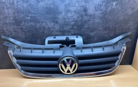 Volkswagen Touran I Front grill 1T0853653 1T0853651