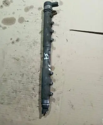 Volvo S80 Fuel main line pipe 30777554 032016L5 0445215023
