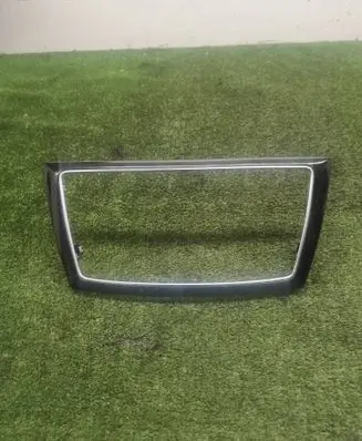 Mercedes-Benz GL X166 Radio/GPS head unit trim A1666802417 09094000