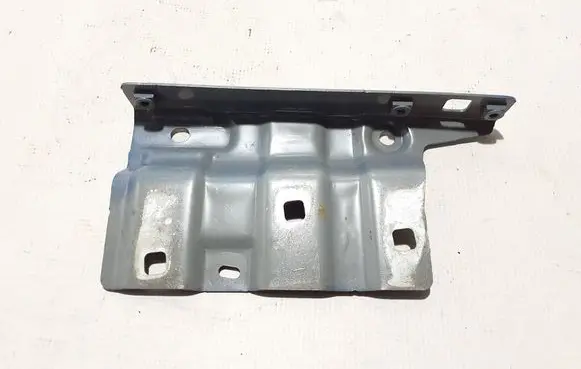 Dacia Jogger Fender mounting bracket 631437269R