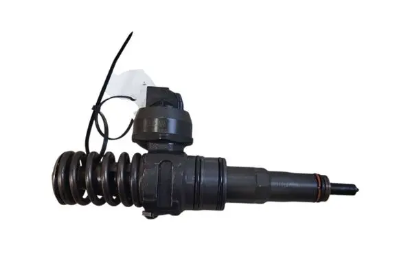 Fuel injector