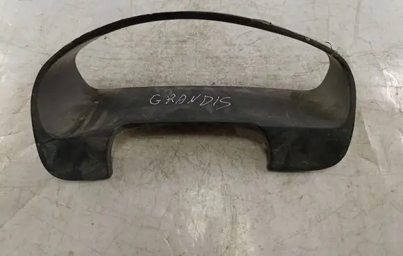 Mitsubishi Grandis Dashboard trim MN134052 MR962262