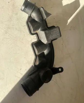 Intercooler hose/pipe