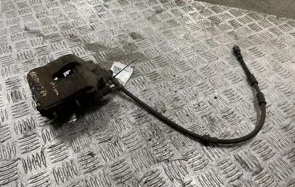 Skoda Octavia Mk3 (5E) Front brake caliper
