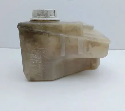 Mitsubishi Space Star Coolant expansion tank/reservoir MR911560