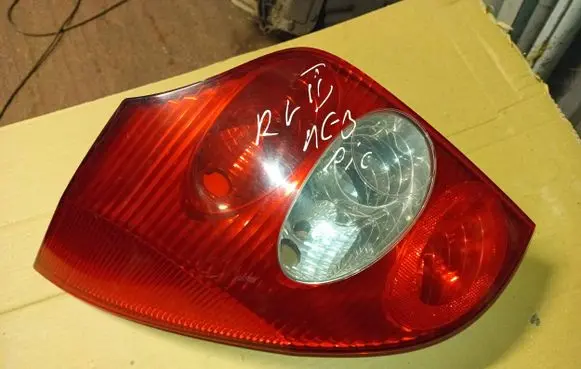 Renault Laguna II Rear/tail lights 8200002471