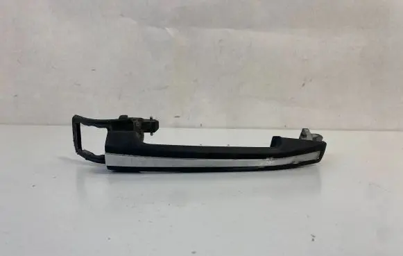 Mercedes-Benz E W124 Front door exterior handle