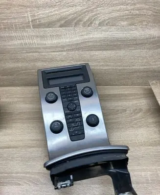 Volvo V50 Climate control unit 8696495 30672565 69594030
