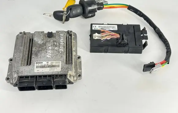 Opel Vivaro Engine ECU kit and lock set 8200666516 02810140208 P8200530975M