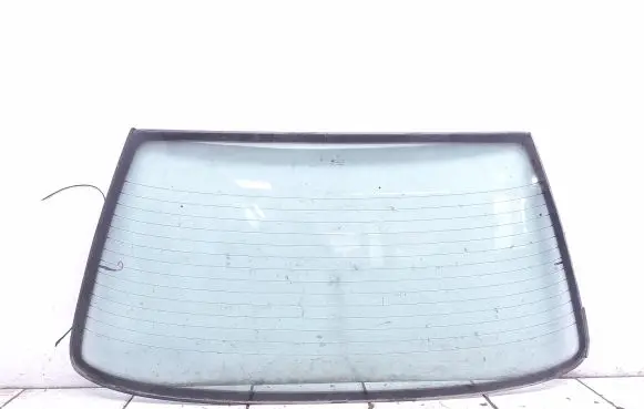 Peugeot 405 Rear windscreen/windshield window AS2