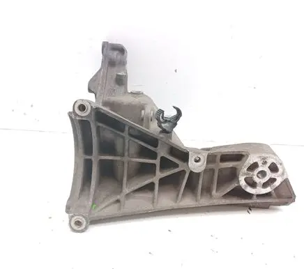 Porsche Cayenne (9PA) Engine mounting bracket 9481022135R