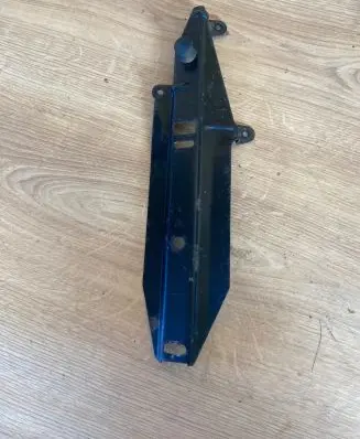 BMW 7 E23 Air filter cleaner box bracket assembly 1234365