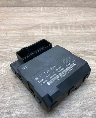 Opel Vectra C Comfort/convenience module 13193588 359171