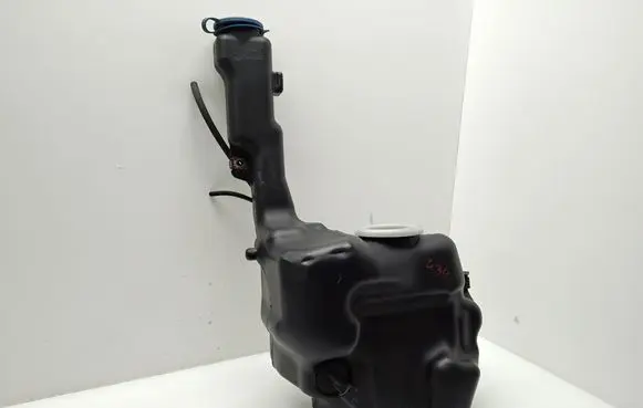 Mercedes-Benz E W212 Windshield washer fluid reservoir/tank A20486060 1718690108 2048660221