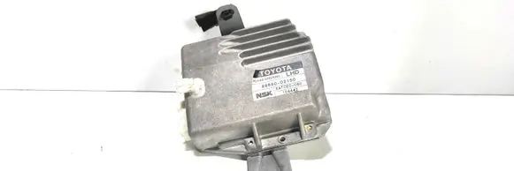 Toyota Corolla E120 E130 Power steering control unit/module 8965002150