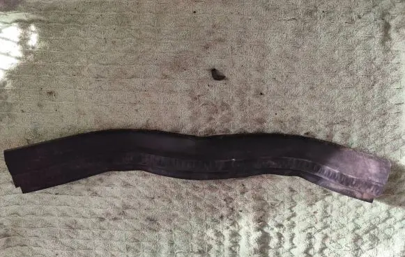 Mercedes-Benz C W204 Engine compartment rubber A2046280998