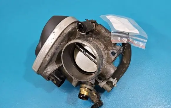 Opel Astra H Throttle body valve 55562380 IMPRK1573325