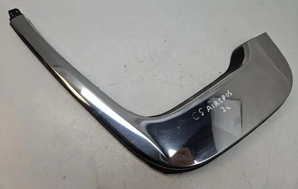 Citroen C5 Aircross Rear side glass trim 9819474077