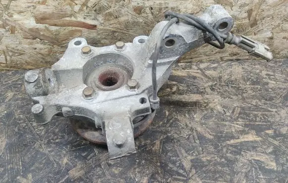 Chrysler Pacifica Front wheel hub spindle knuckle 04743146AB