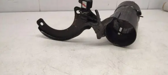 Volvo V70 Fuel filter bracket/mount holder 