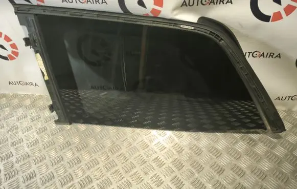 Mercedes-Benz GL X166 Rear side window A1666700150