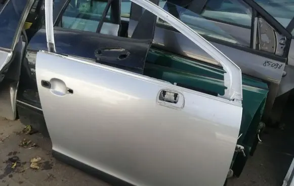 Citroen C4 I Front door