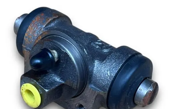 Ford Transit Master brake cylinder -44100-0X810