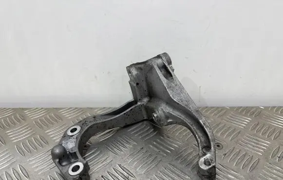 Audi Q5 SQ5 A/C compressor mount bracket 06M260885M