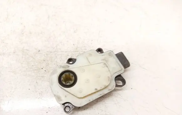Tesla Model S Air flap motor/actuator A24011023112