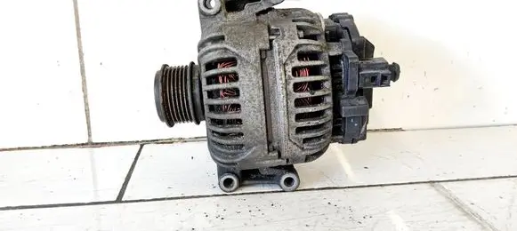 Audi A5 8T 8F Generator/alternator 06H903016L 0124525113