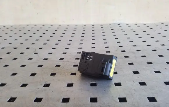 Chevrolet Captiva Interior temperature sensor 20963881