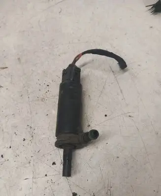 Volkswagen PASSAT CC Headlight washer pump 3B7955681