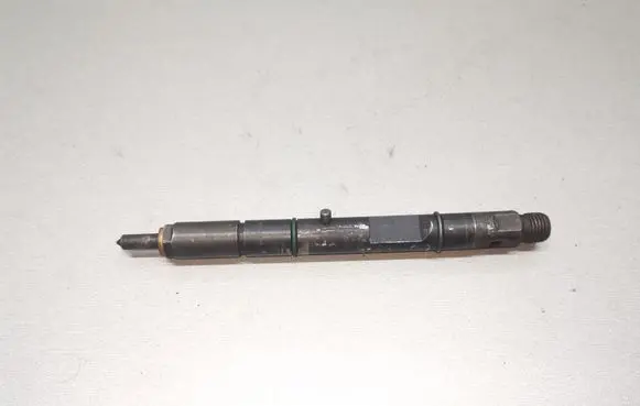 Audi A6 S6 C5 4B Fuel injector 059130201E 0432133836