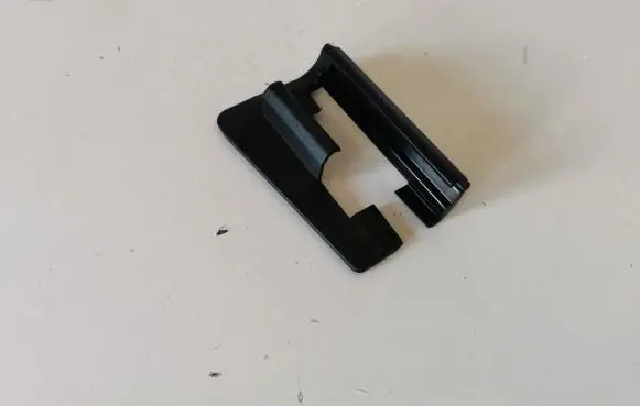 Mercedes-Benz CLS W257 Sliding door rail trim A20510003