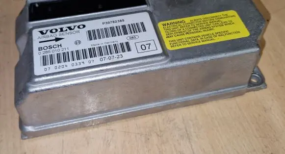 Volvo V70 Airbag control unit/module 30782385