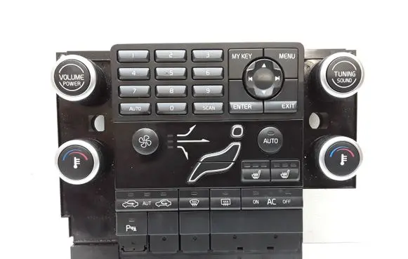 Volvo V70 Climate control unit 30782909
