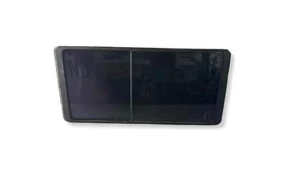 Volkswagen Multivan T4 Side middle window/glass 