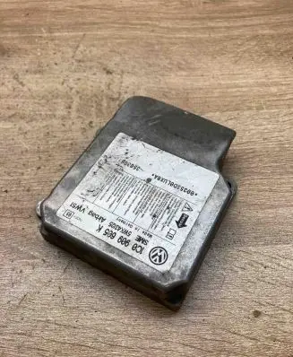 Skoda Fabia Mk1 (6Y) Airbag control unit/module 1C0909605K 5WK43125